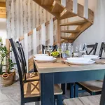 Ostoja - Na Kaszubach, Sauna, Balia-jacuzzi, Plac Zabaw, Tyrolka , Dwa Boiska, Miejsce Na Ognisko, Grill Gazowy Semesterbostad Lemany (Kartuzy)