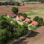 Ostoja - Na Kaszubach, Sauna, Balia-jacuzzi, Plac Zabaw, Tyrolka , Dwa Boiska, Miejsce Na Ognisko, Grill Gazowy Tatil Evi