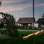 Ostoja - Na Kaszubach, Sauna, Balia-jacuzzi, Plac Zabaw, Tyrolka , Dwa Boiska, Miejsce Na Ognisko, Grill Gazowy Semesterbostad