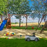 Ostoja - Na Kaszubach, Sauna, Balia-jacuzzi, Plac Zabaw, Tyrolka , Dwa Boiska, Miejsce Na Ognisko, Grill Gazowy Semesterbostad Lemany (Kartuzy)