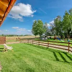 Semesterbostad Ostoja - Na Kaszubach, Sauna, Balia-jacuzzi, Plac Zabaw, Tyrolka , Dwa Boiska, Miejsce Na Ognisko, Grill Gazowy *