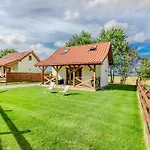 Semesterbostad Ostoja - Na Kaszubach, Sauna, Balia-jacuzzi, Plac Zabaw, Tyrolka , Dwa Boiska, Miejsce Na Ognisko, Grill Gazowy Lemany (Kartuzy)
