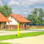 Ostoja - Na Kaszubach, Sauna, Balia-jacuzzi, Plac Zabaw, Tyrolka , Dwa Boiska, Miejsce Na Ognisko, Grill Gazowy Semesterbostad