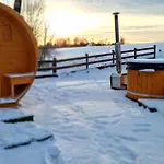 Ostoja - Na Kaszubach, Sauna, Balia-jacuzzi, Plac Zabaw, Tyrolka , Dwa Boiska, Miejsce Na Ognisko, Grill Gazowy Tatil Evi *