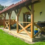 Ostoja - Na Kaszubach, Sauna, Balia-jacuzzi, Plac Zabaw, Tyrolka , Dwa Boiska, Miejsce Na Ognisko, Grill Gazowy Semesterbostad Lemany (Kartuzy)