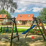 Ostoja - Na Kaszubach, Sauna, Balia-jacuzzi, Plac Zabaw, Tyrolka , Dwa Boiska, Miejsce Na Ognisko, Grill Gazowy