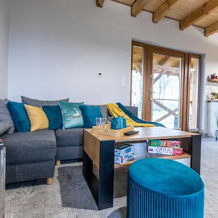 Ostoja - Na Kaszubach, Sauna, Balia-jacuzzi, Plac Zabaw, Tyrolka , Dwa Boiska, Miejsce Na Ognisko, Grill Gazowy 別荘