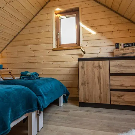 Ostoja - Na Kaszubach, Sauna, Balia-jacuzzi, Plac Zabaw, Tyrolka , Dwa Boiska, Miejsce Na Ognisko, Grill Gazowy 別荘 *