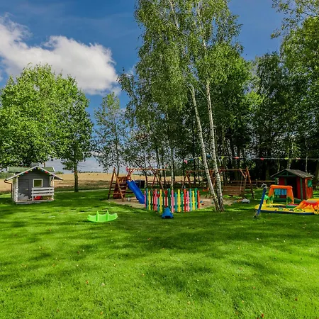 Ostoja - Na Kaszubach, Sauna, Balia-jacuzzi, Plac Zabaw, Tyrolka , Dwa Boiska, Miejsce Na Ognisko, Grill Gazowy 別荘