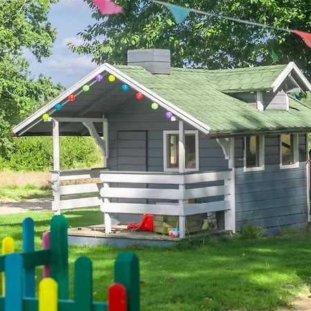 Ostoja - Na Kaszubach, Sauna, Balia-jacuzzi, Plac Zabaw, Tyrolka , Dwa Boiska, Miejsce Na Ognisko, Grill Gazowy 別荘