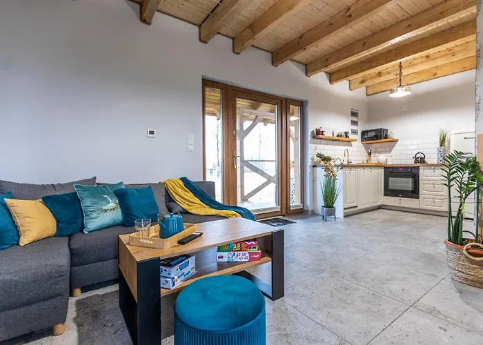 Дом отдыха Ostoja - Na Kaszubach, Sauna, Balia-jacuzzi, Plac Zabaw, Tyrolka , Dwa Boiska, Miejsce Na Ognisko, Grill Gazowy *