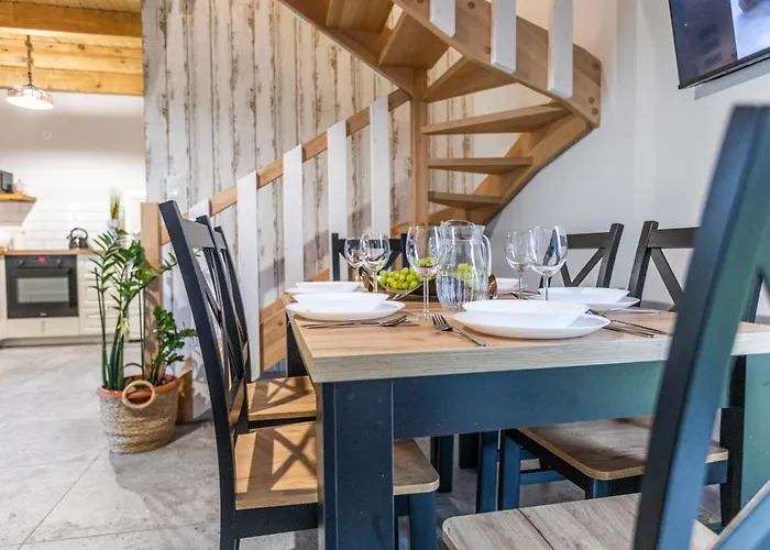 Ostoja - Na Kaszubach, Sauna, Balia-jacuzzi, Plac Zabaw, Tyrolka , Dwa Boiska, Miejsce Na Ognisko, Grill Gazowy Дом отдыха Lemany (Kartuzy)