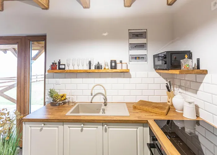 Дом отдыха Ostoja - Na Kaszubach, Sauna, Balia-jacuzzi, Plac Zabaw, Tyrolka , Dwa Boiska, Miejsce Na Ognisko, Grill Gazowy *