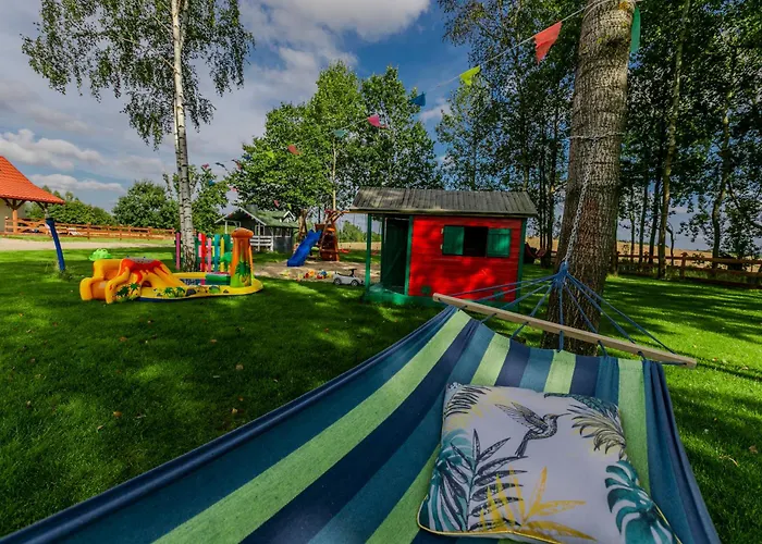 Ostoja - Na Kaszubach, Sauna, Balia-jacuzzi, Plac Zabaw, Tyrolka , Dwa Boiska, Miejsce Na Ognisko, Grill Gazowy Дом отдыха Lemany (Kartuzy)