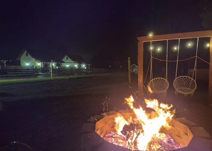 Дом отдыха Ostoja - Na Kaszubach, Sauna, Balia-jacuzzi, Plac Zabaw, Tyrolka , Dwa Boiska, Miejsce Na Ognisko, Grill Gazowy