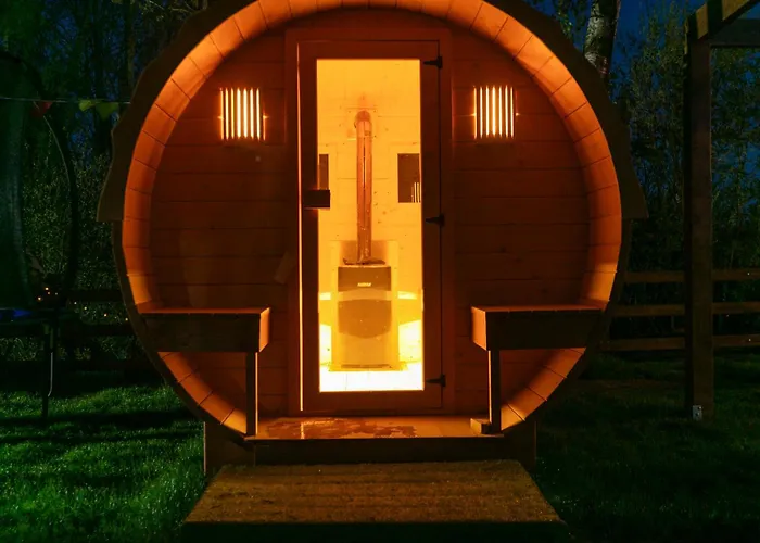 Ostoja - Na Kaszubach, Sauna, Balia-jacuzzi, Plac Zabaw, Tyrolka , Dwa Boiska, Miejsce Na Ognisko, Grill Gazowy Дом отдыха